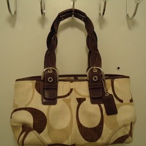 Coach CC Logo Shoulder Purse No GO969-F12195.